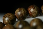 达拉干 沉香佛珠 8mm*108颗 33.10克